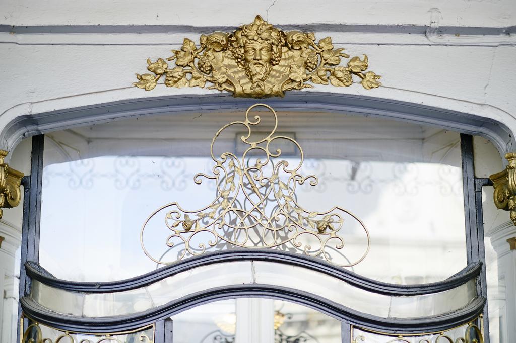 Grand Hotel De Flandre Namur Exterior photo